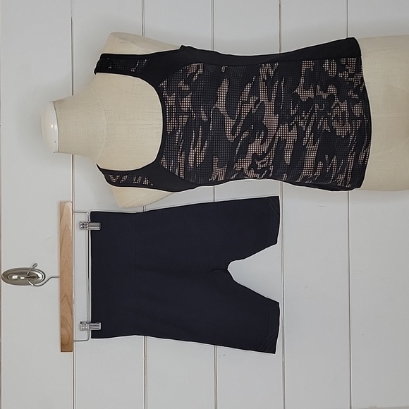 JOYLAB small black fitness shorts (top included) - Picture 1 of 6